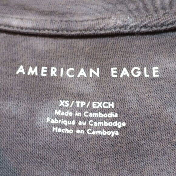 American Eagle Outfitters Black and White Tie-Dye Crop Top - Picture 2 of 4